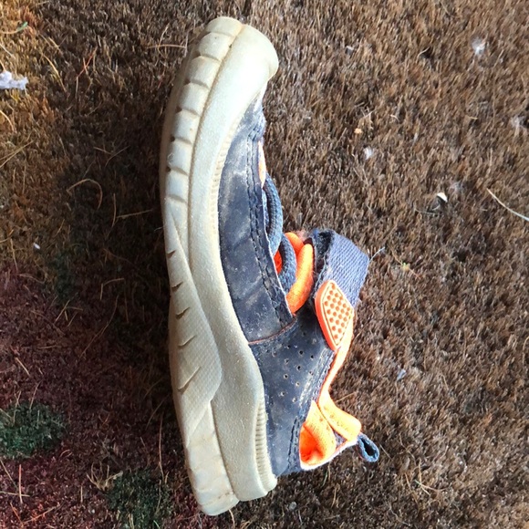 Price$5 size 5 baby - Picture 2 of 5